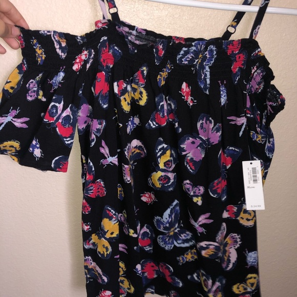 off the shoulder blouse with spaghetti straps - Picture 2 of 4